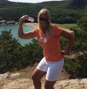 Meet your Posher, Jennifer